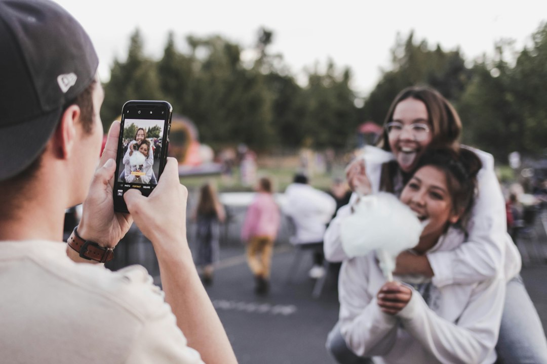 What Your Dating Photos Are Really Telling People (Before You Say a Word)